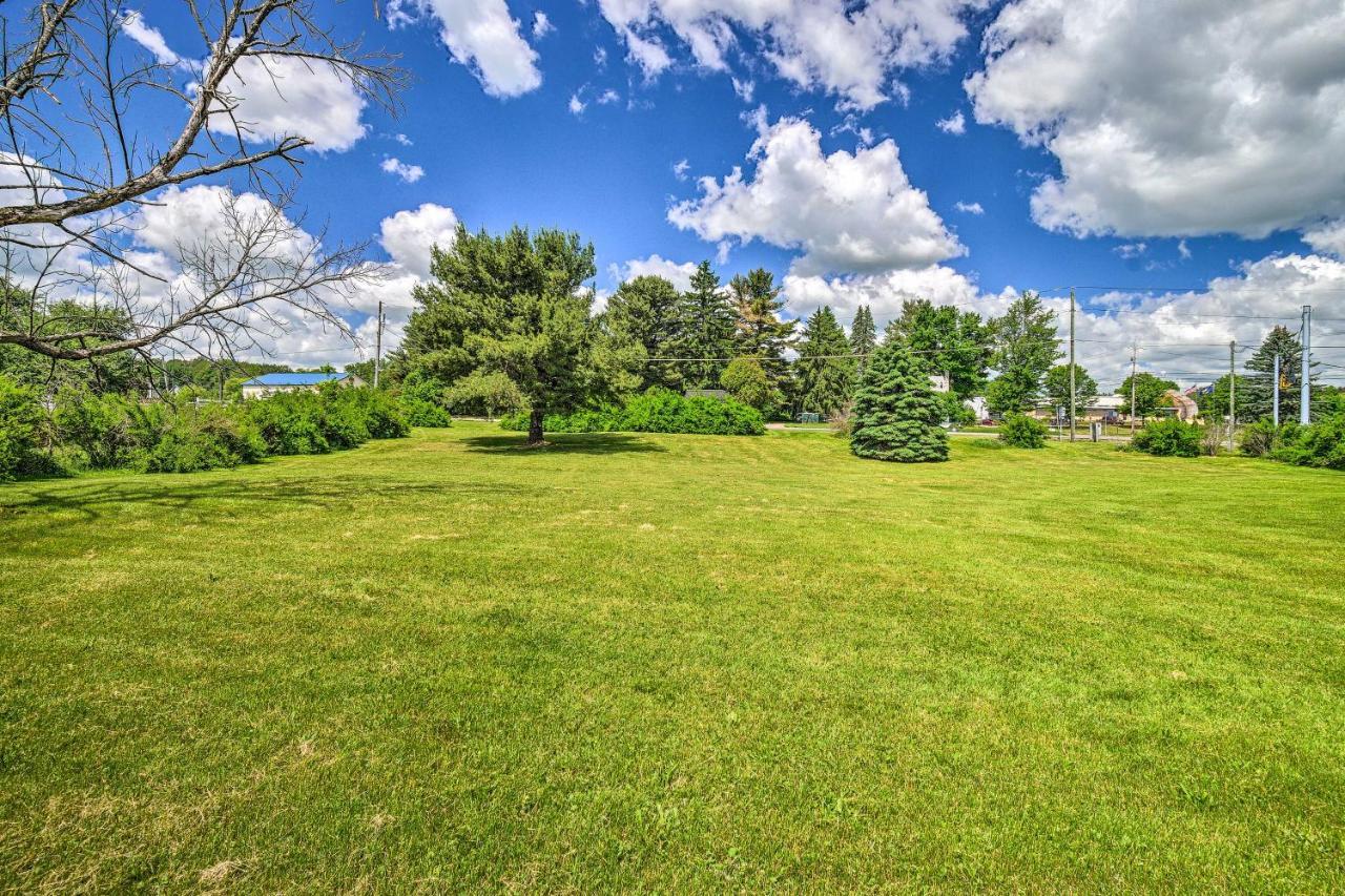 Roomy Montour Falls Retreat With Private Pool! Buitenkant foto